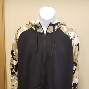 Nike dri-fit zip up camo sweatshirt Mens XL